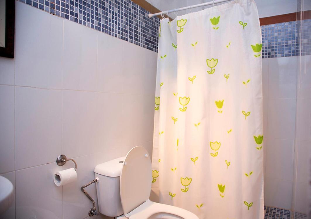 Twin Room Private Bathroom
